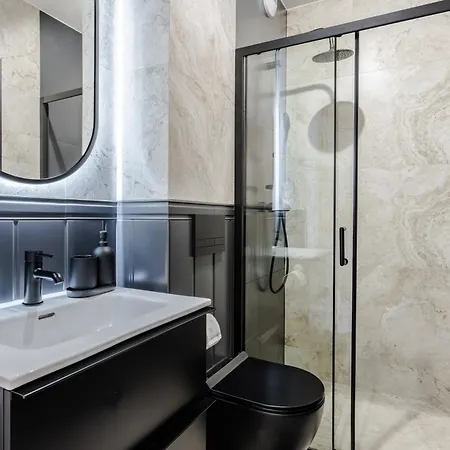 Very Berry - Piekary 13b - Apartmenty Stare Miasto, Self Check In 24h! 波兹南
